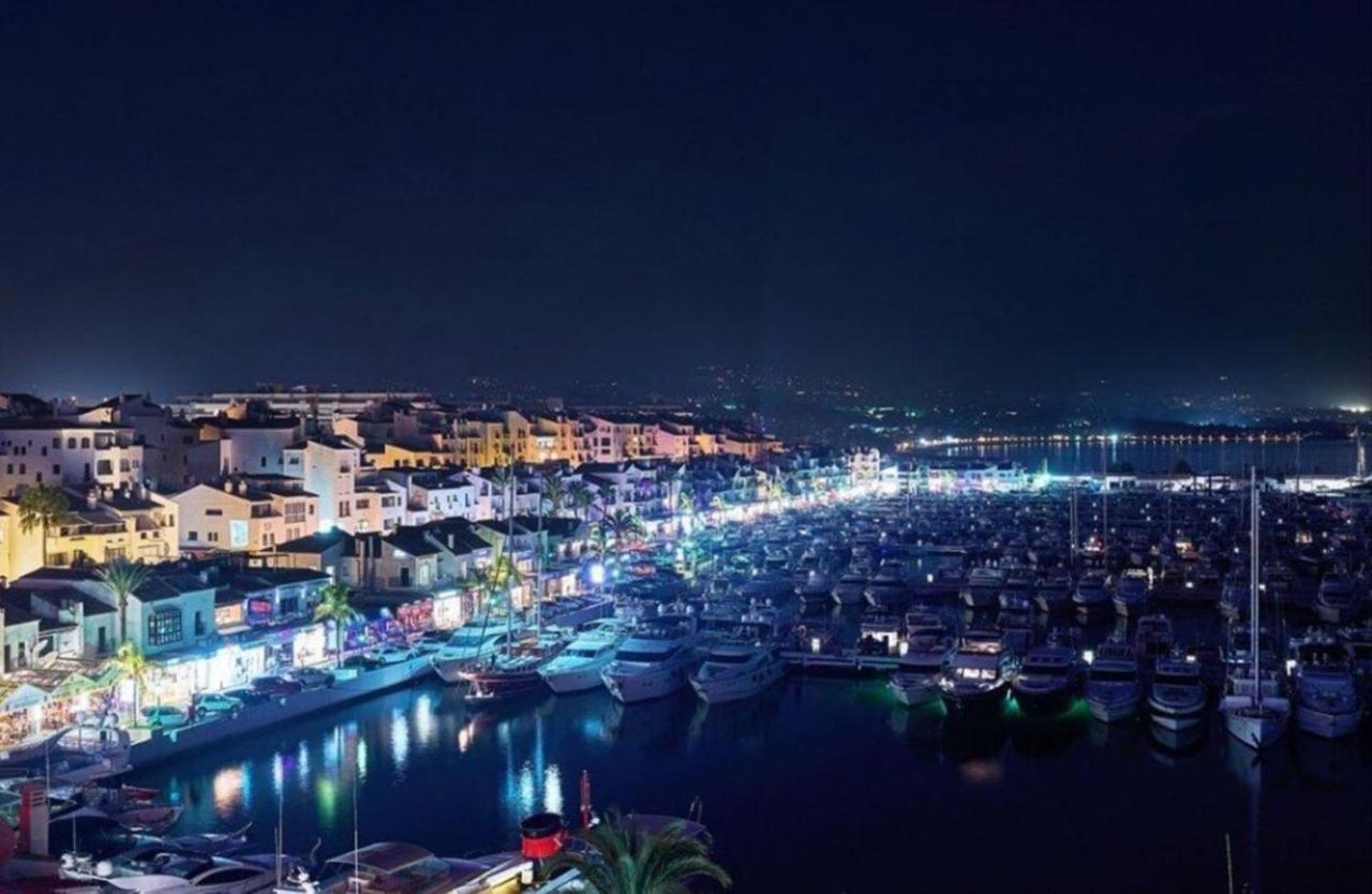 Puerto Banus. Urb Jardines del Puerto. Apartment for up to 6 Marbella Exterior foto