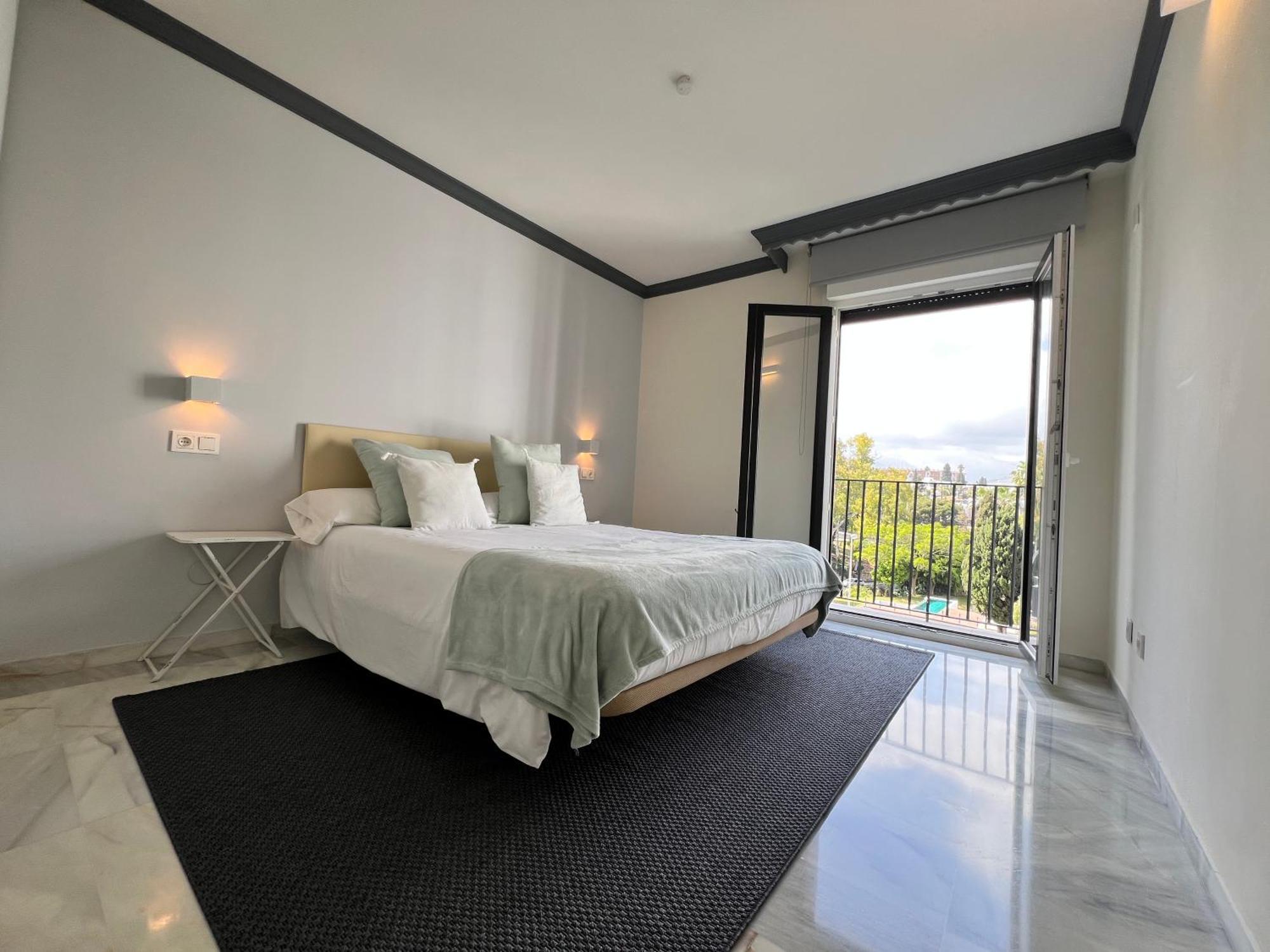 Puerto Banus. Urb Jardines del Puerto. Apartment for up to 6 Marbella Exterior foto