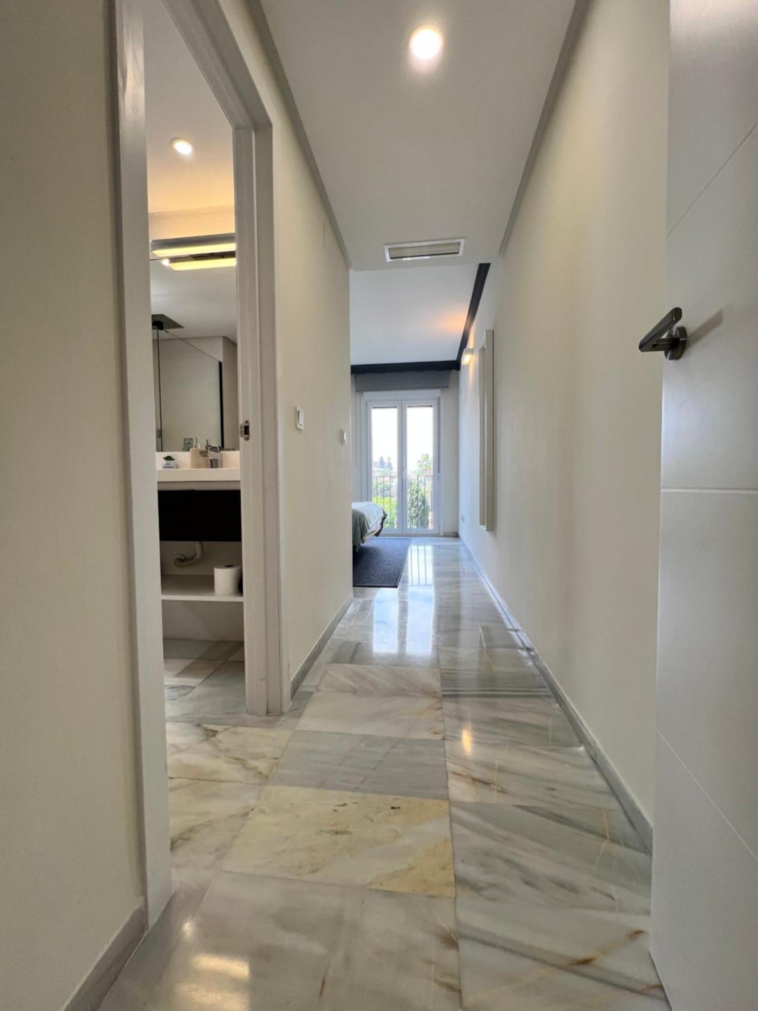 Puerto Banus. Urb Jardines del Puerto. Apartment for up to 6 Marbella Exterior foto
