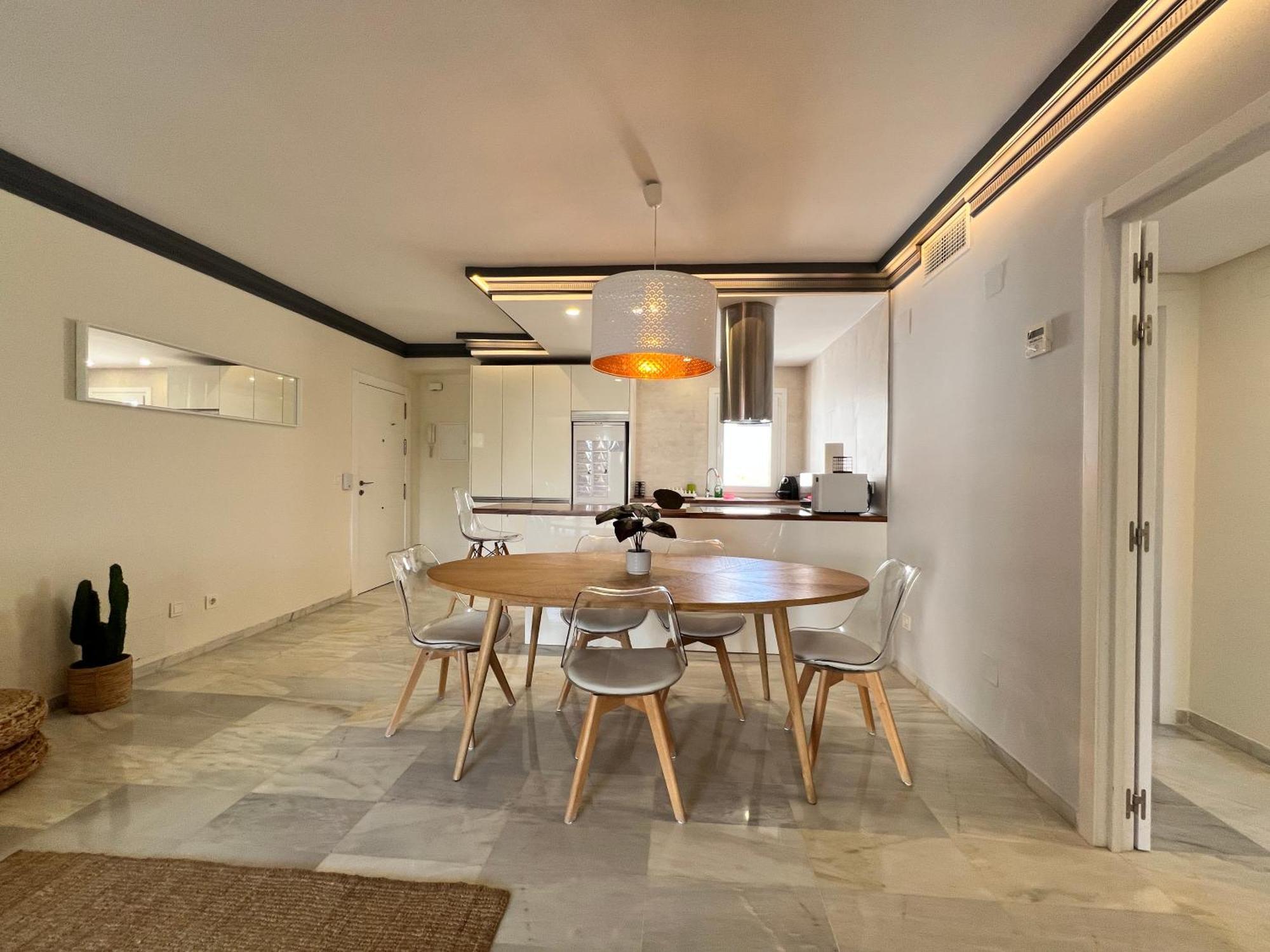 Puerto Banus. Urb Jardines del Puerto. Apartment for up to 6 Marbella Exterior foto