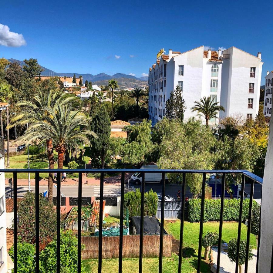 Puerto Banus. Urb Jardines del Puerto. Apartment for up to 6 Marbella Exterior foto